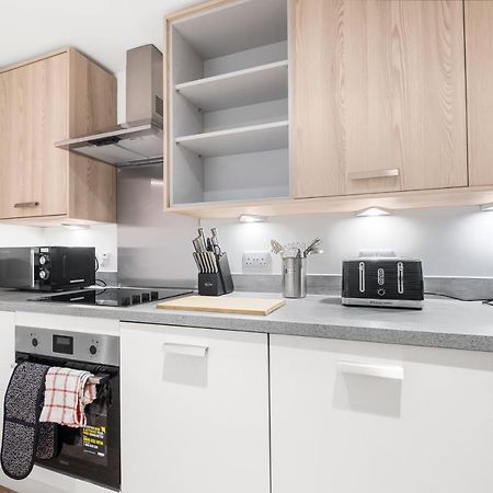 Ebra Stays - Choice Of 2 Or 3 Individual Beds - Luxury New Build Apartment ✪ City Centre, Digbeth ✓ Smart Tv'S & Large Corner Sofa - Birmingham Eksteriør billede