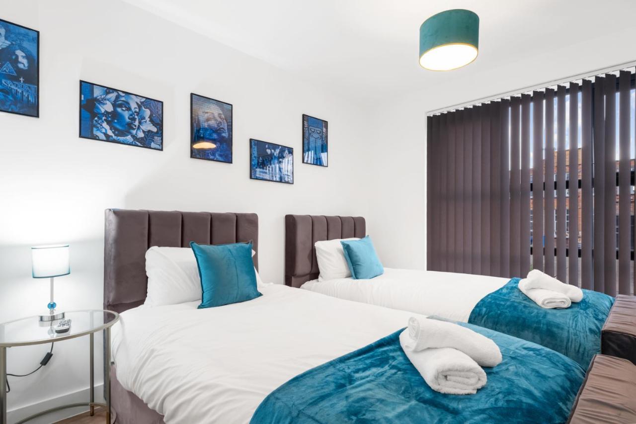 Ebra Stays - Choice Of 2 Or 3 Individual Beds - Luxury New Build Apartment ✪ City Centre, Digbeth ✓ Smart Tv'S & Large Corner Sofa - Birmingham Eksteriør billede